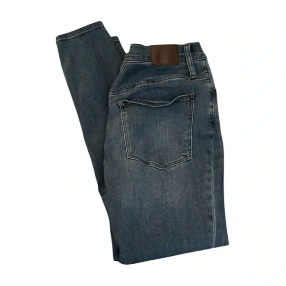 Madewell Mid-Rise Skinny Jean - Picture 2 of 2